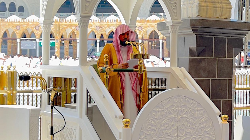 Bagaimana Menyimak Khutbah Jumat di Masjidil Haram dalam bahasa Indonesia